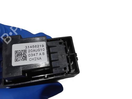 Switch VOLVO XC40 (536) T2 | BP36033399I30 - Image 4