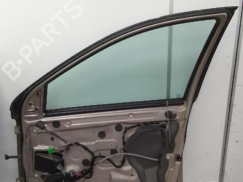 Used Right front door VOLVO XC90 I (275) D5 AWD (163 hp) 26409475