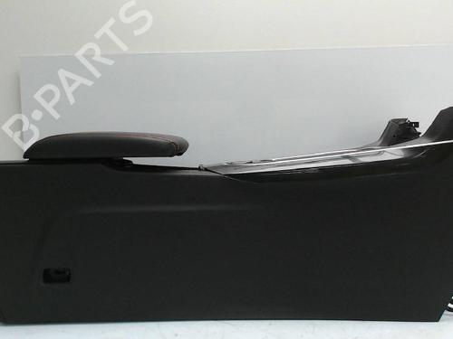 Console central PEUGEOT 308 II (LB_, LP_, LW_, LH_, L3_) 2.0 GT BlueHDi 180 (181 hp) 23103379