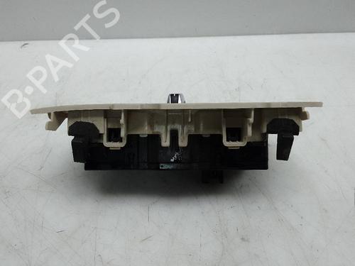 Used Headlight switch BMW X5 (F15, F85) sDrive 25 d (231 hp) 18575703