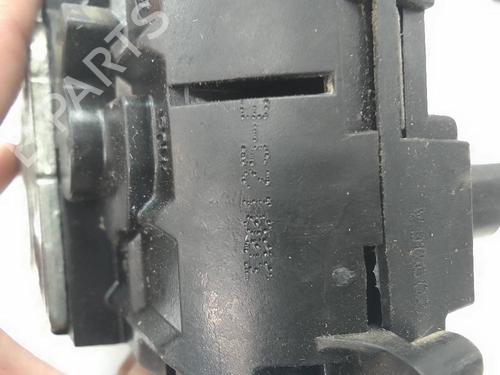 Used Front right lock RENAULT CLIO III (BR0/1, CR0/1) 1.2 16V (BR02, BR0J, BR11, CR02, CR0J, CR11) (75 hp) 22598691