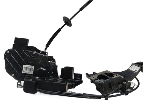 Front left lock LAND ROVER DISCOVERY IV (L319) 3.0 TD 4x4 | BP31643408C98 