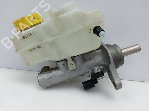 Used Brake master cylinder Brake master cylinder 21380174 21380174