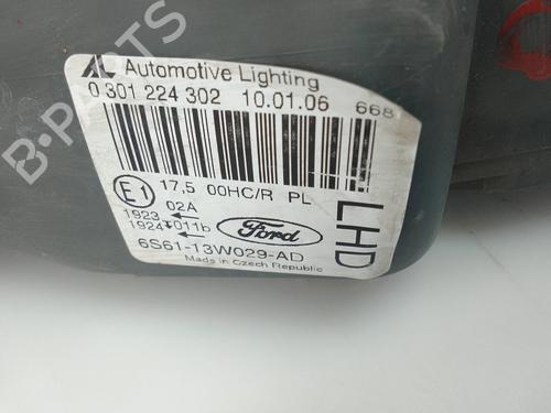 Right headlight FORD FIESTA V (JH_, JD_) 1.4 16V | BP26157444C29 