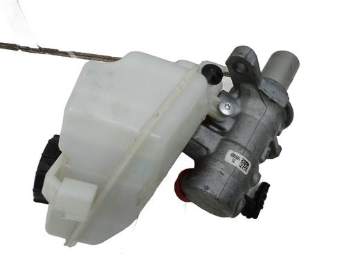 Brake master cylinder JAGUAR E-PACE (X540) 2.0 D150 AWD | BP19179320M77 - Image 8