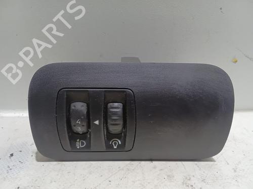 Interruttore luci Interruttore luci RENAULT MEGANE II (BM0/1_, CM0/1_) 1.9 dCi (BM0G, CM0G) (120 hp) 34365807 34365807