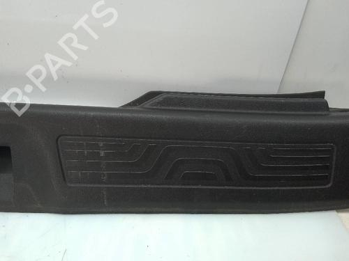 Used Tailgate trim RENAULT KADJAR (HA_, HL_) [2015-2025]  22617252