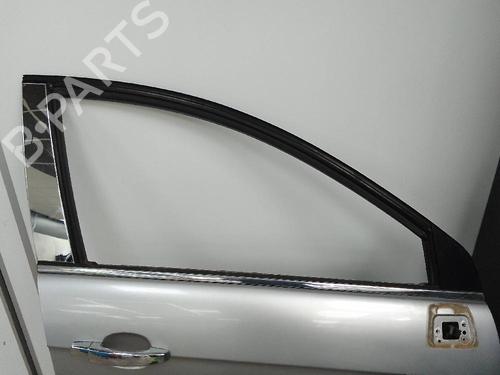 Right front door CHEVROLET CAPTIVA (C100, C140) 2.0 D 4WD | BP23067014C3 