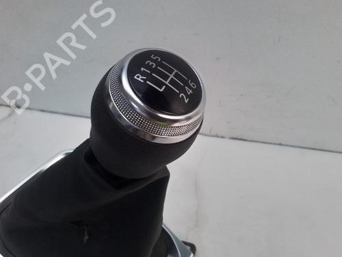 Shift knob RENAULT CLIO V (B7_) 1.0 TCe 100 (B7MT) | BP28367947I34
