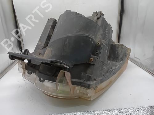 Right headlight LAND ROVER DISCOVERY III (L319) 2.7 TD 4x4 | BP28621476C29 