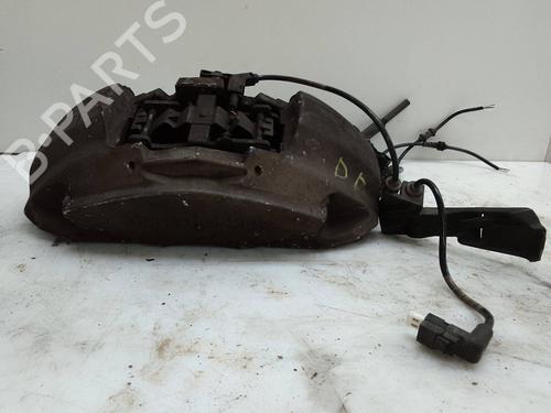 Used Right front brake caliper Right front brake caliper MERCEDES-BENZ E-CLASS (W213) E 220 d (213.004) (194 hp) 26053854 26053854