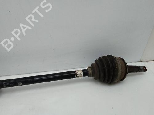Right front driveshaft TOYOTA YARIS (_P13_) 1.5 Hybrid (NHP130_, NHP130) | BP23643373M39 