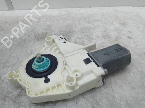 Right rear window motor LAND ROVER RANGE ROVER SPORT I (L320) 3.0 D 4x4 | BP19583199E22 