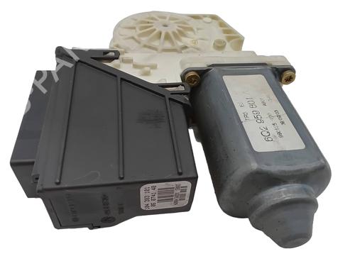 Right front window motor SEAT IBIZA III (6L1) 1.9 SDI | BP31037081E20 
