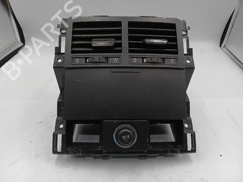Used Air vent VW TOUAREG (7LA, 7L6, 7L7) 3.0 V6 TDI (225 hp) 26306142