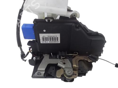 Used Rear left lock VW PHAETON (3D1, 3D2, 3D3, 3D4, 3D6, 3D7, 3D8, 3D9) 6.0 W12 4motion (420 hp) 30963708