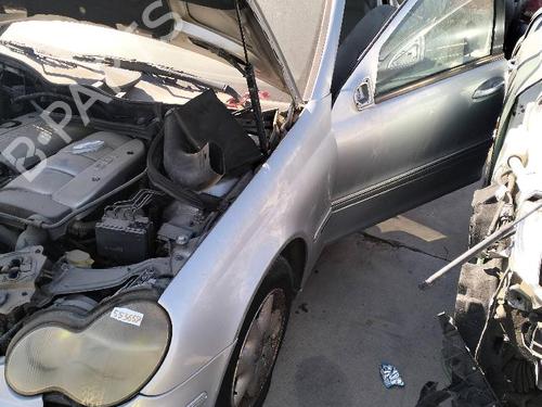 Used Left front fenders MERCEDES-BENZ C-CLASS (W203) C 200 CDI (203.004) (116 hp) 19041159