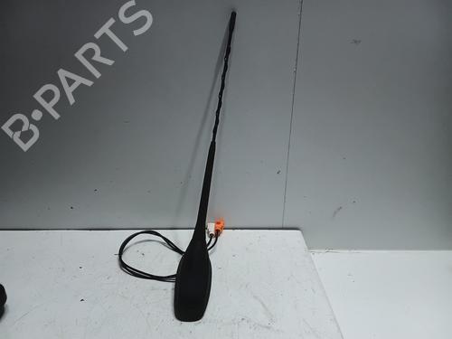Antenne/Base Antenne/Base PEUGEOT 208 II (UB_, UP_, UW_, UJ_) 1.5 BlueHDI 100 (102 hp) 34717365 34717365