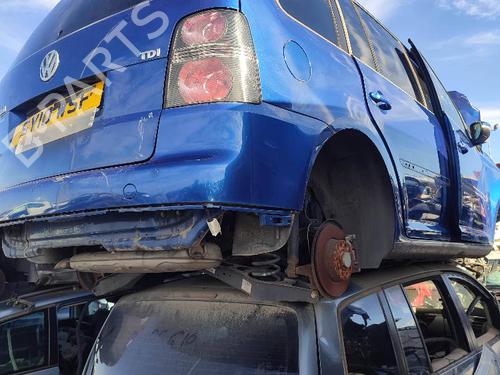 Used Right rear brake caliper VW TOURAN (1T1, 1T2) [2003-2010]  18593038
