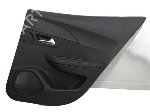 Høyre bakpanel PEUGEOT 2008 II (UD_, US_, UY_, UJ_, UR_, UC_) 1.2 PureTech 130 (USHNS, URHNS) (130 hp) 31612058