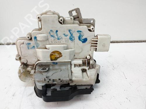 Used Front right lock AUDI A3 Sportback (8PA) 2.0 TFSI (200 hp) 26160933