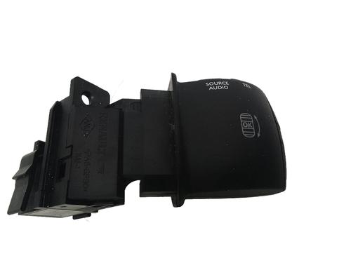 Switch RENAULT MASTER III Van (FV) 2.3 dCi 130 FWD (FV0M, FV0Y, FV0J, FV02, FV03) | BP19672902I30 - Image 2