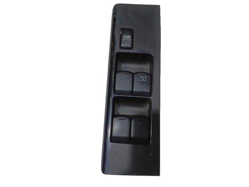switch-nissan-navara-np300-d40-2004-33040727 main image