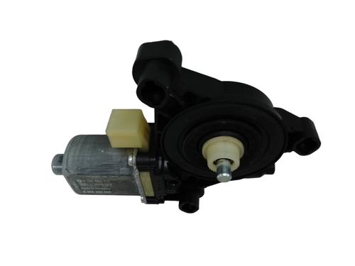 Right front window motor AUDI Q2 (GAB, GAG) 35 TFSI | BP23654479E20 - Image 2