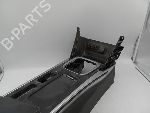 Middle console RENAULT MEGANE IV Hatchback (B9A/M/N_) 1.5 dCi 110 (B9A3) | BP28810716I22 