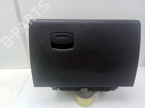 Used Glove box RENAULT KADJAR (HA_, HL_) 1.2 TCe 130 (HLMR) (130 hp) 28148797