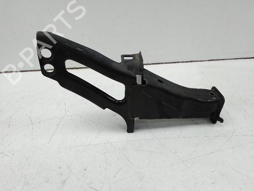 Używane Wspornik / Uchwyt VOLVO XC60 I SUV (156) D3 (136 hp) 20852881