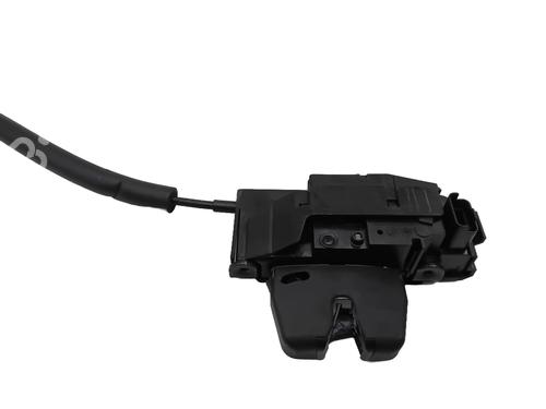 Używane Zamek klapy tylnej / bagażnika JEEP AVENGER (J2) 1.2 GSE T3 (101 hp) 30380300