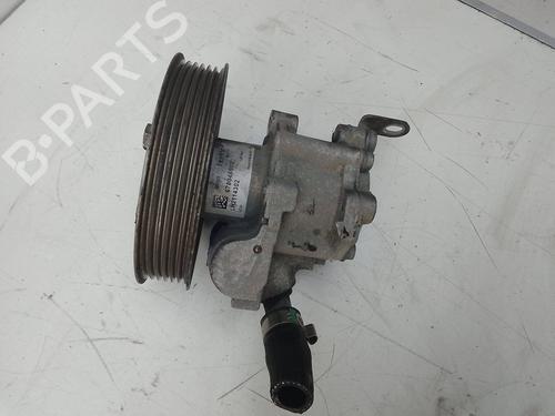 Used Steering pump Steering pump BMW 1 Convertible (E88) 118 d (143 hp) 18582630 18582630