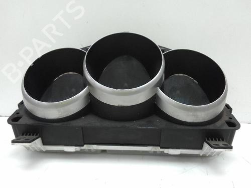 Used Instrument cluster VAUXHALL OMEGA (B) Estate (V94) 2.0 DTI 16V (101 hp) 24170148