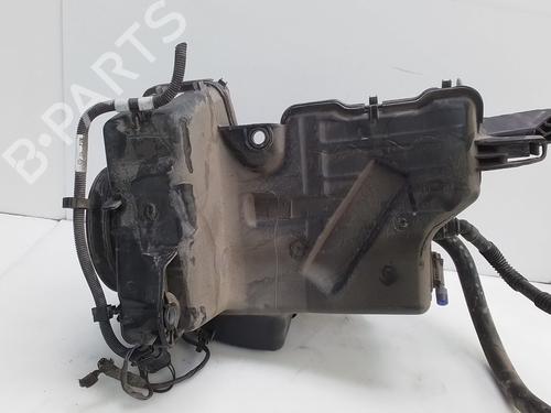 AdBlue tank SEAT ARONA (KJ7, KJP) 1.6 TDI 2q0131877g