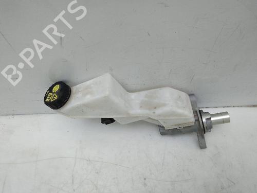 Used Brake master cylinder RENAULT AUSTRAL TCe 160 (HGMJ) (158 hp) 25045467