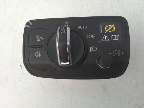 Used Headlight switch Headlight switch AUDI A3 Sportback (8VA, 8VF) 2.0 TDI (150 hp) 18826797 18826797