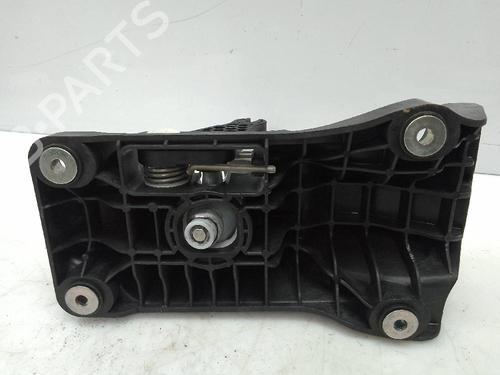 Gear lever MERCEDES-BENZ GLA-CLASS (X156) GLA 200 CDI / d (156.908) | BP21603059M90 