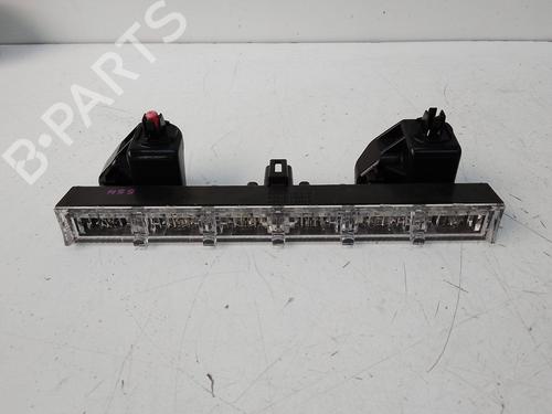 Used Third brake light Third brake light TOYOTA AURIS (_E18_) 1.8 Hybrid (ZWE186_, ZWE186R) (136 hp) 19938139 19938139