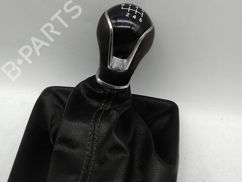 Used Shift knob Shift knob SEAT LEON (5F1) 2.0 TDI (150 hp) 26230452 26230452