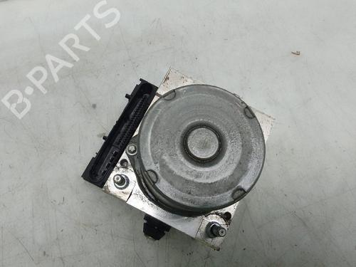 Used ABS pump TOYOTA AYGO (_B1_) 1.0 (KGB10_, KGB10R) (68 hp) 25720696