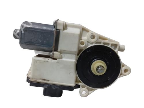 Used Right front window motor BMW X3 (E83) 2.0 d (150 hp) 33166568