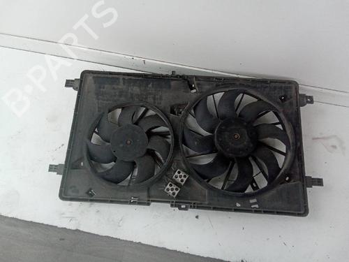 Used Radiator fan NISSAN NV400 Van (X62, X62B) dCi 135 (136 hp) 18578844
