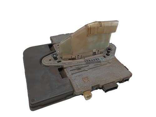 Used Antenna/Base Antenna/Base PEUGEOT 308 III (FB_, FH_, FP_, F3_, FM_) BlueHDi 130 (FBYHZL, FBYHZT) (131 hp) 30317642 30317642