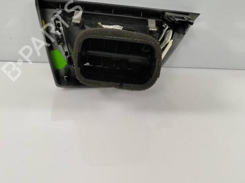 Used Grille BMW 1 (F20) 116 i (136 hp) 20504781