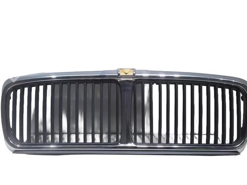 Calandre JAGUAR XJ (XJ40, XJ81) 6 4.0 (222 hp) 31990911