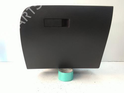 Used Glove box Glove box OPEL CORSA F (P2JO) 1.2 (68) (101 hp) 19092231 19092231