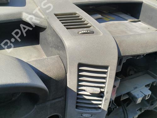 Grille d'aération VW CRAFTER 30-50 Van (2E_) 2.5 TDI (136 hp) 32339155