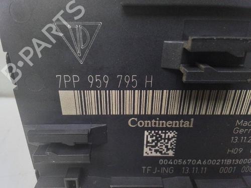 Used Comfort control module PORSCHE PANAMERA (970) 3.0 D (250 hp) 18593205