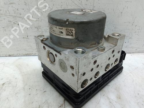 Used ABS pump FORD FIESTA VII (HJ, HF) 1.1 Ti-VCT (86 hp) 28974737
